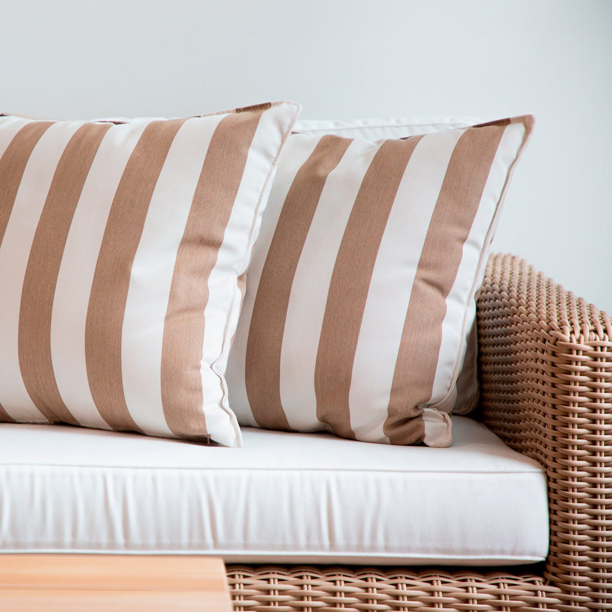 This is an image of pillow 55X35 EYA680 for outdoor use.