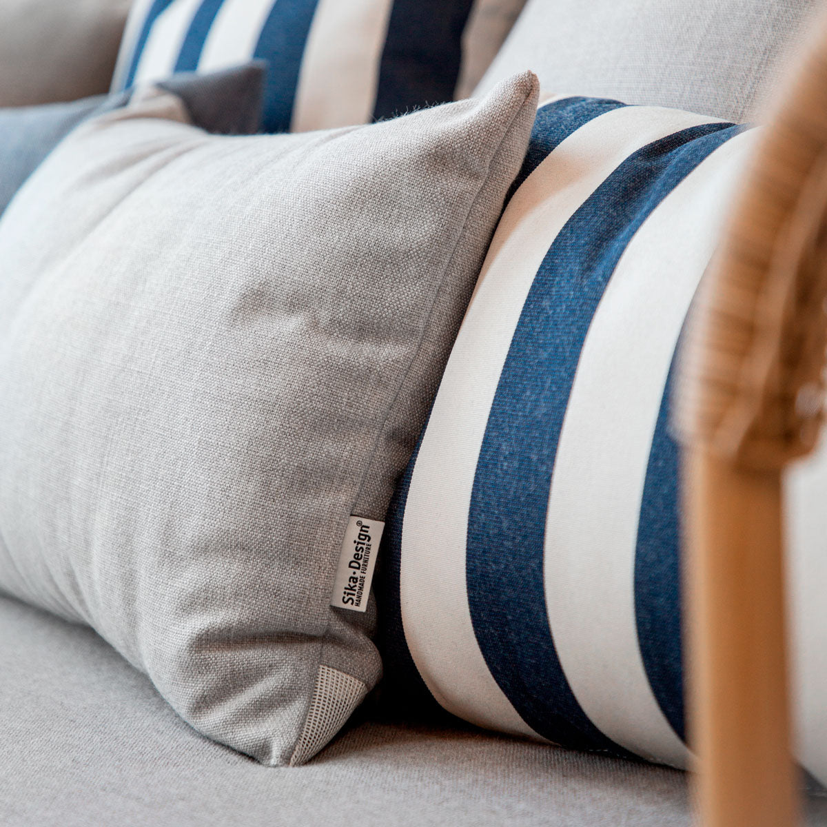 This is an image of pillow 55X35 EYA681 for outdoor use.