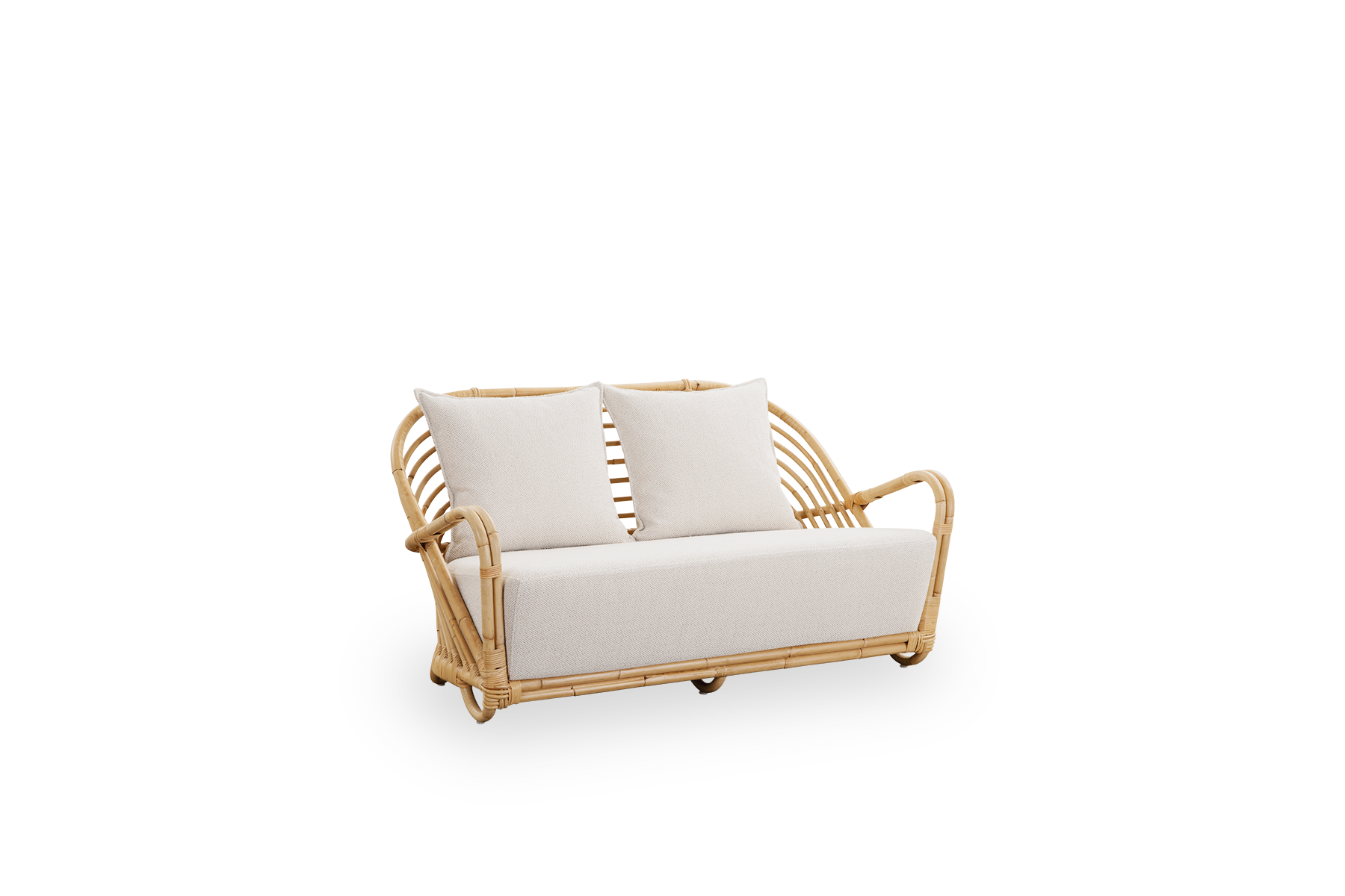 Side view of the Charlottenborg 2-seater Sofa in polished natural rattan, designed by Arne Jacobsen. The sofa features a curved back and armrests integrated into the base, handcrafted from high quality Indonesian rattan.