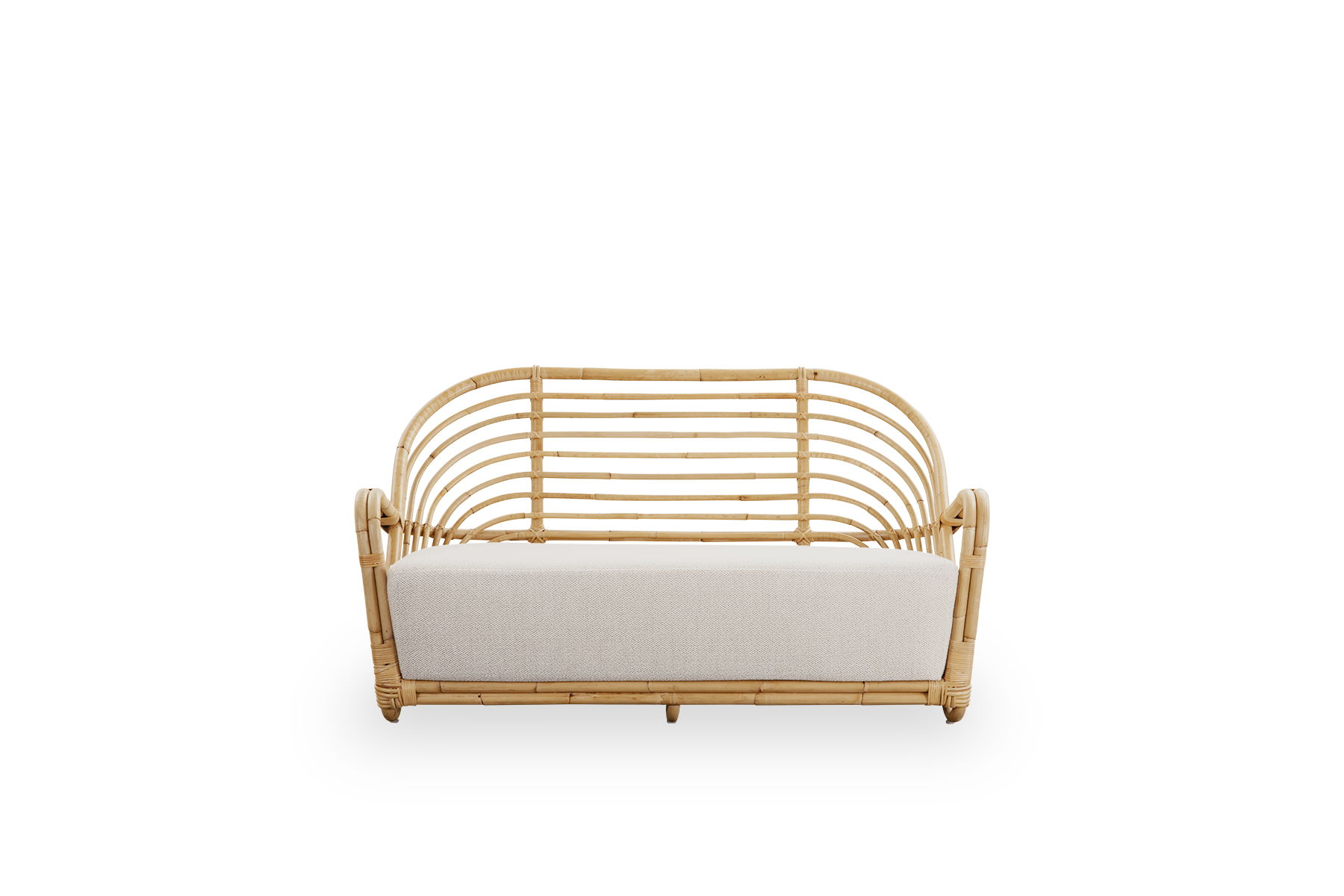Front view of the Charlottenborg 2-seater sofa in polished natural rattan, designed by Arne Jacobsen. The sofa features a curved back and armrests integrated into the base, handcrafted from high-quality Indonesian rattan.