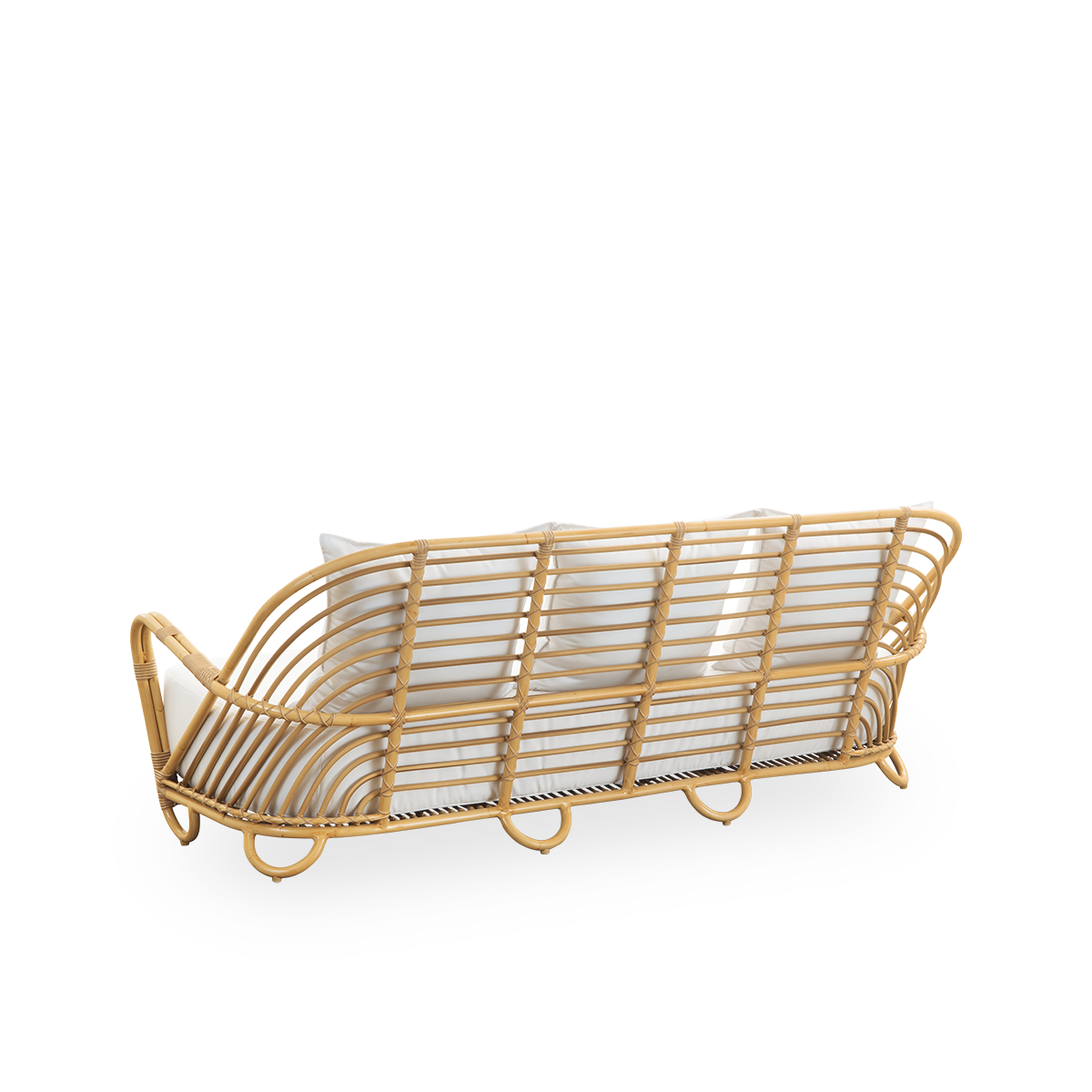 Back side view of the Charlottenborg Exterior 3-seater sofa in rattan look, designed by Arne Jacobsen. The sofa features a curved back and armrests integrated into the base, handcrafted with an Alu-Rattan frame and woven ArtFibre details.