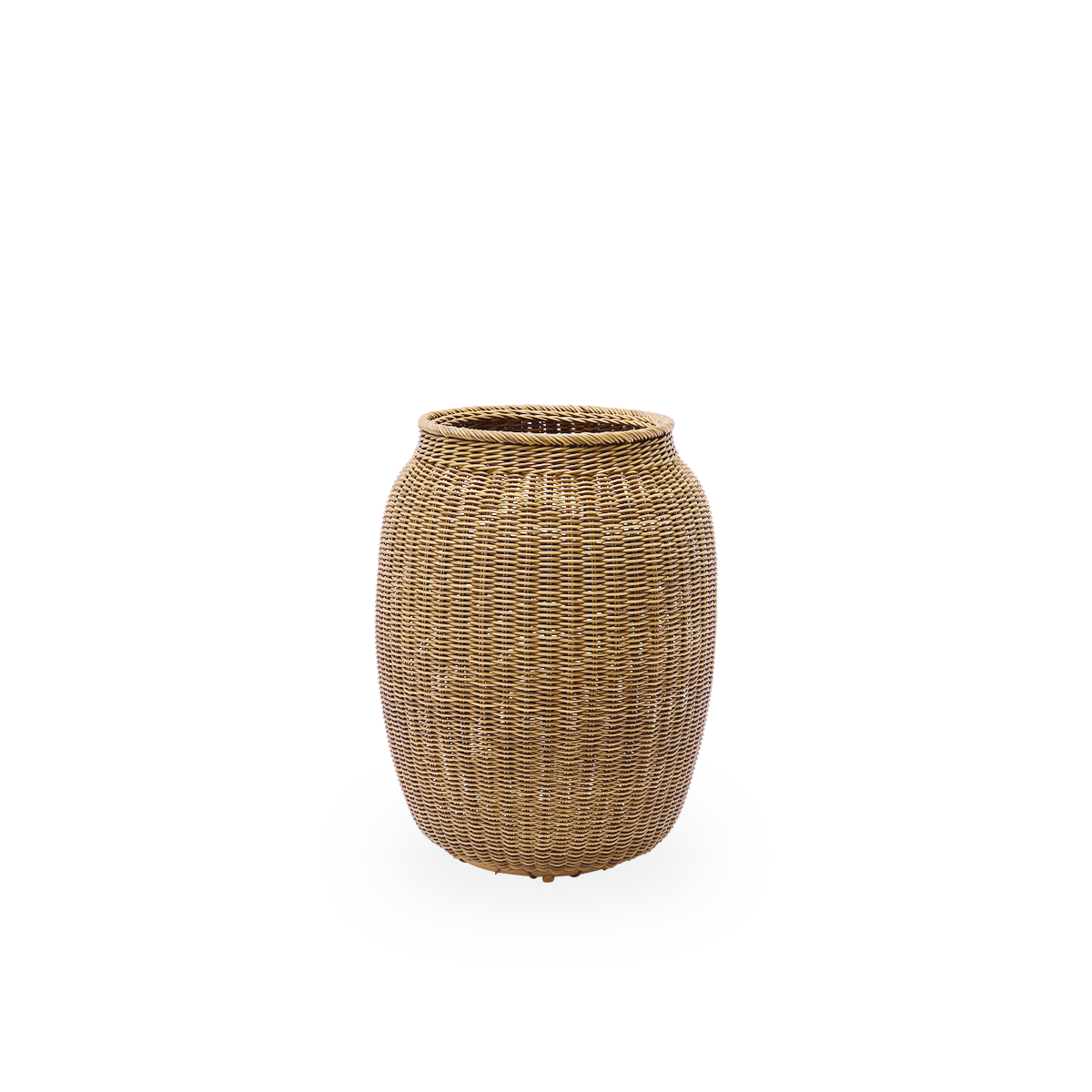 Alma outdoor basket in Chestnut color, handwoven from 70% recycled and 30% new ArtFibre. Ø60 cm.
