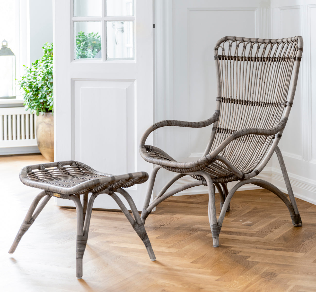 Monet Lounge Chair - Development (Do not order)