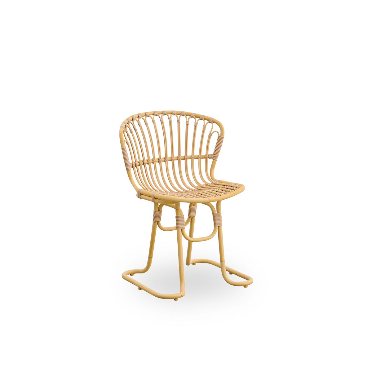 Side view of Rita Exterior dining chair designed by Nanna Ditzel. Sculptural legs allow stability on any outdoor surface. Frame made of aluminium in rattan look with ArtFibre bindings.