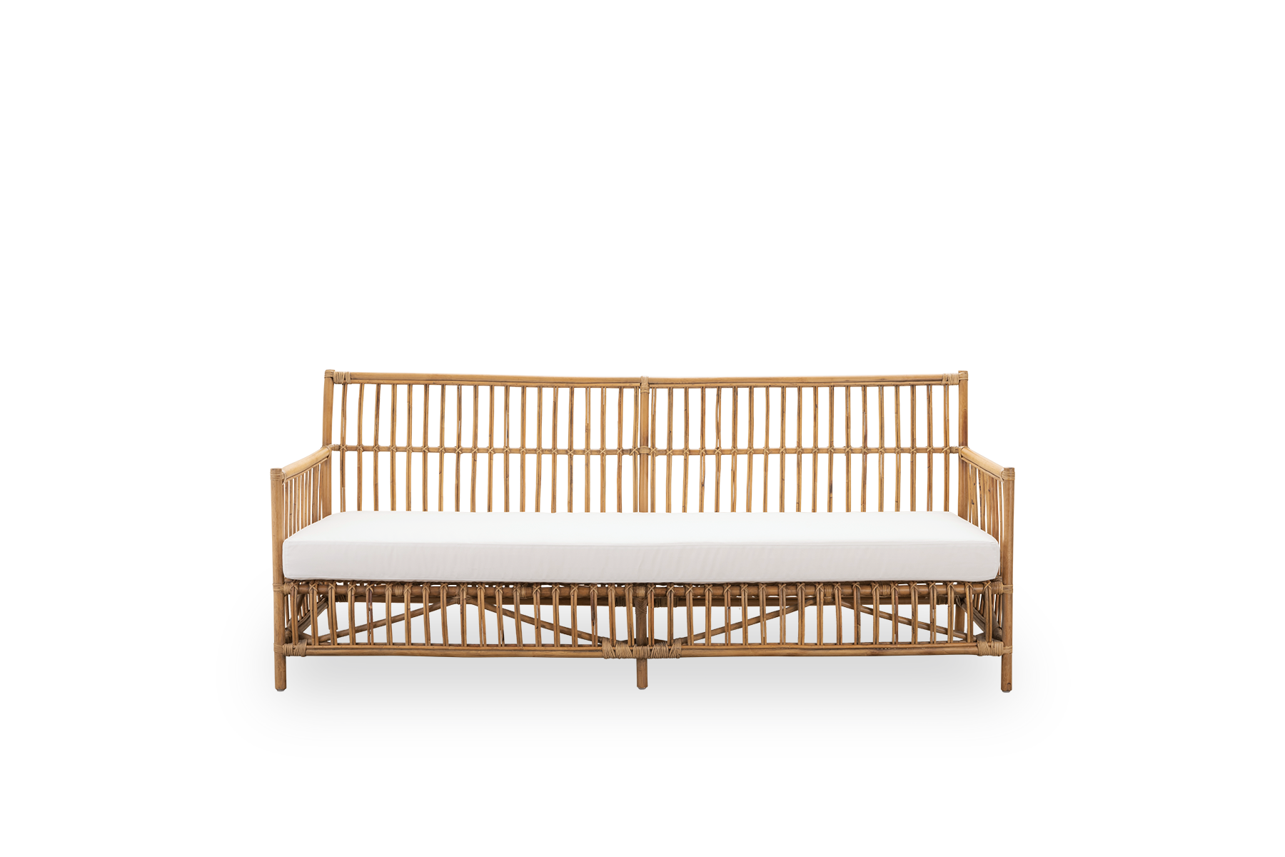 Front view of Caroline outdoor 3-seater sofa in Antique color, simple and elegant Danish design. Aluminium frame in rattan look with ArtFibre bindings.