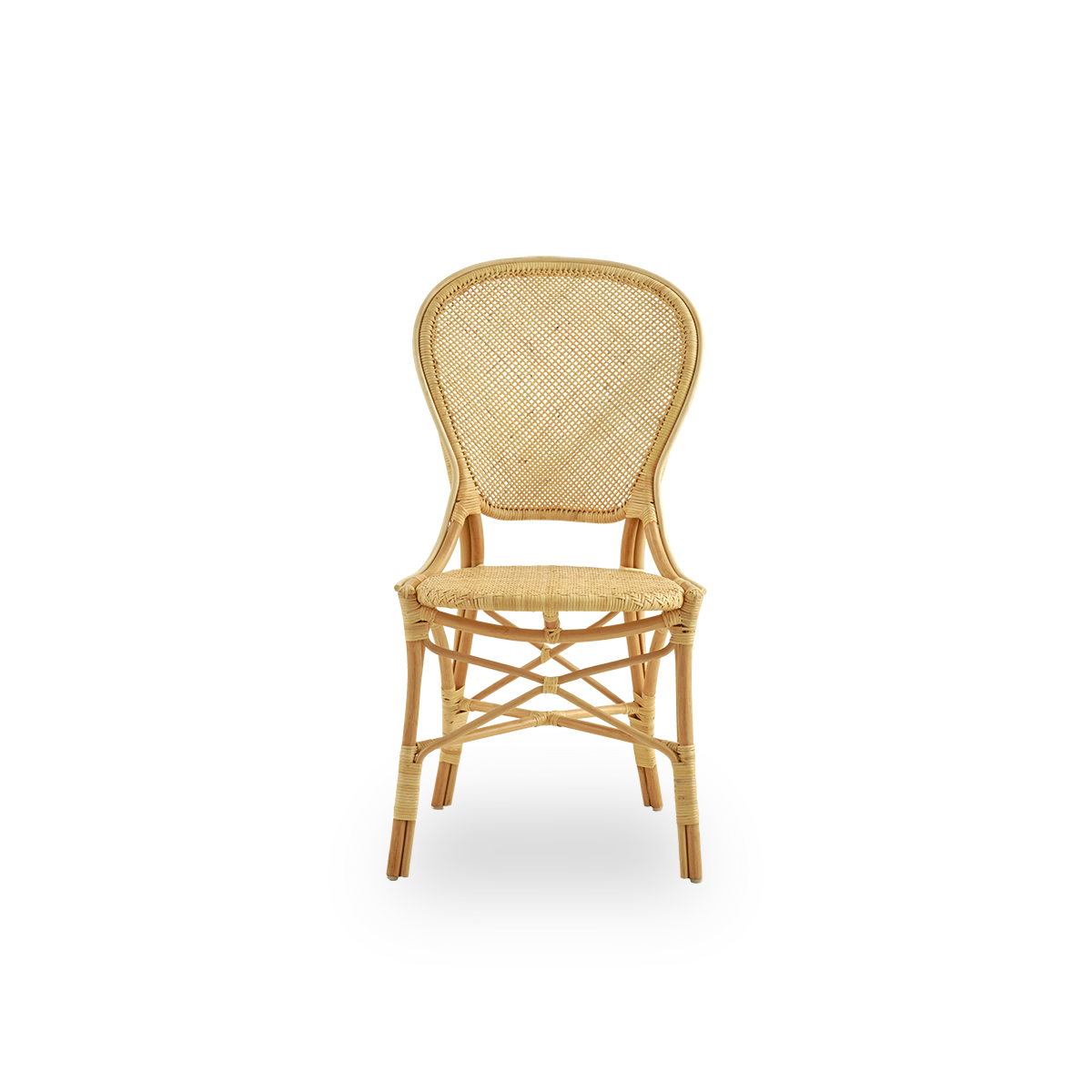 Front view of the Rossini dining chair in natural rattan.
Elegant wicker chair with round backrest in a simple design. Handcrafted from high-quality rattan.