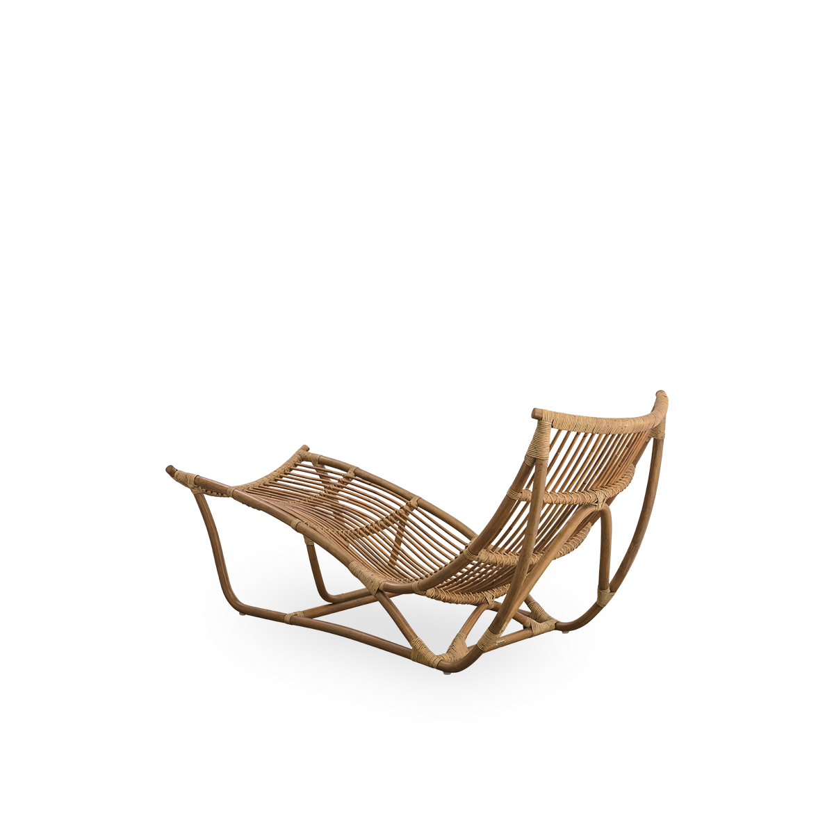 Back side view of the Michelangelo daybed in antique brown rattan color.
Handcrafted from high-quality Indonesian rattan.