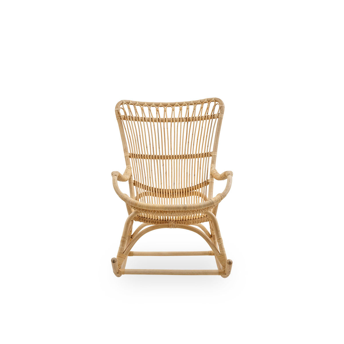 Front view of the Monet rocking chair with high backrest and armrests presented in natural rattan.
Handcrafted from high-quality Indonesian rattan.