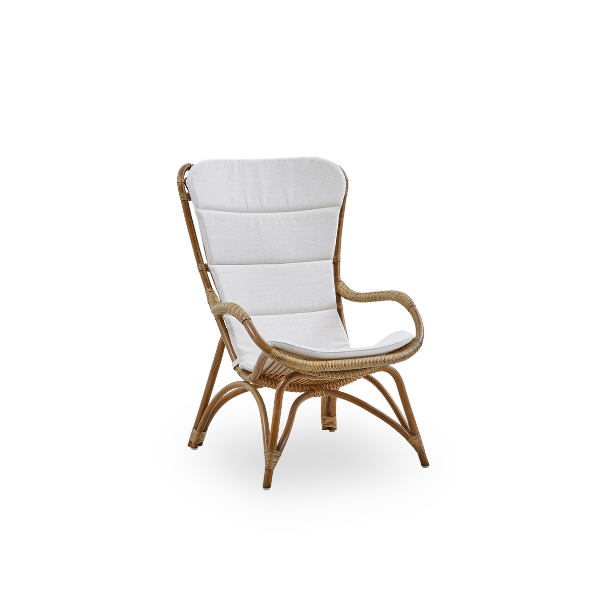 Side view of Monet lounge chair with high backrest and armrests presented in Antique brown color. Handcrafted from high-quality Indonesian rattan.