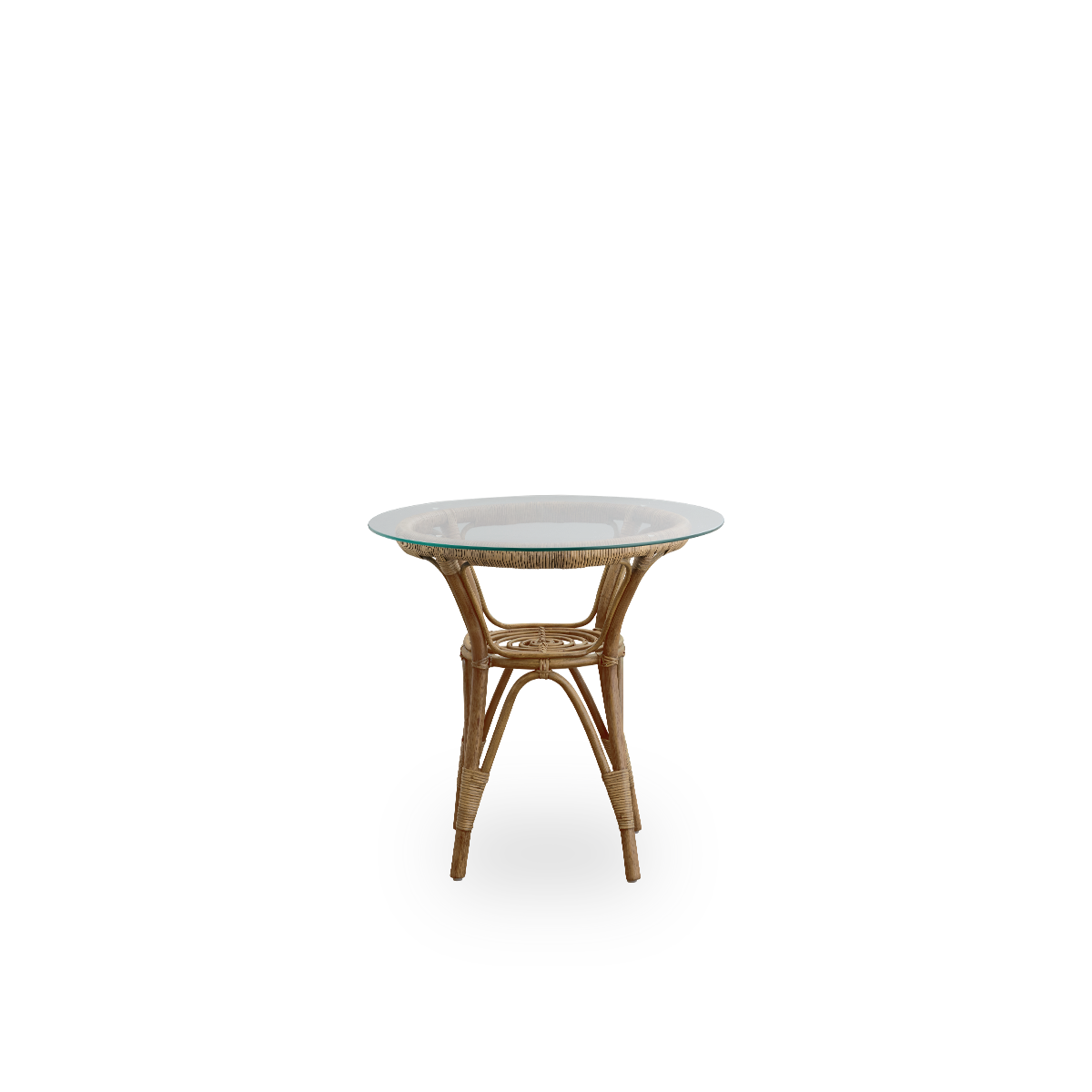 Front view of the Tony side table with 8 mm tempered glass top.
Handcrafted frame in high-quality Indonesian rattan in antique color.
