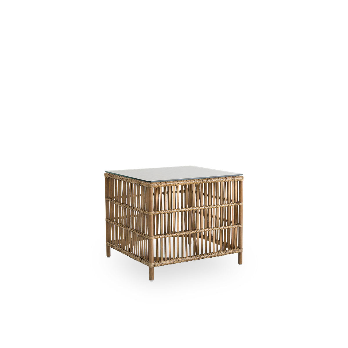 Side view of Donatello wicker side table in Antique brown color. The side table has a boxy design with strict lines handcrafted from high-quality Indonesian rattan.