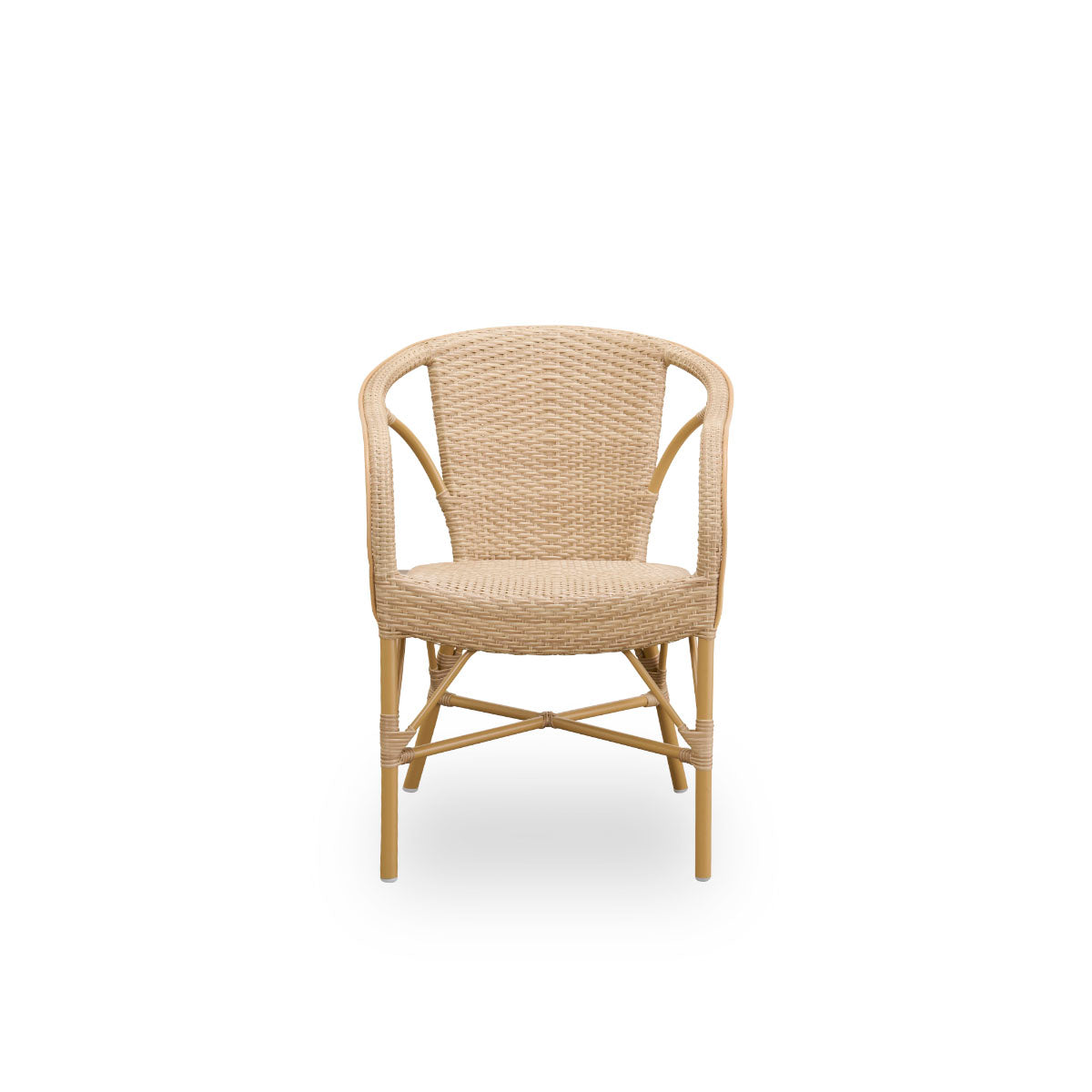 Front view of the Madeleine outdoor dining armchair.
Aluminium frame in almond color with seat and backrest woven with ArtFibre in natural color.