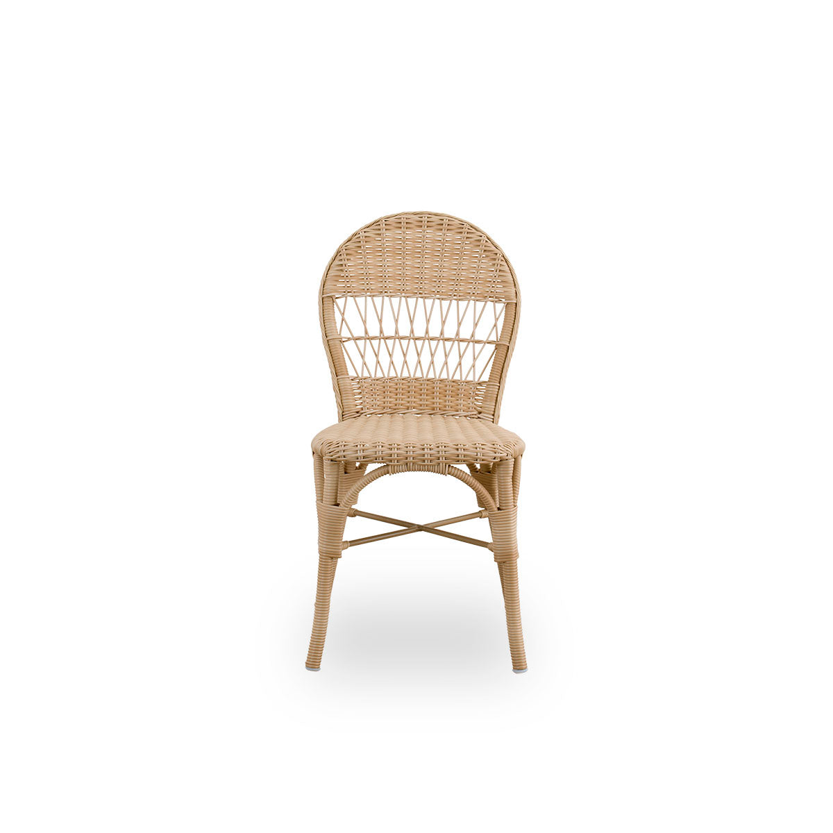 Front view of the Ofelia outdoor dining chair in natural color.
A smaller dining chair without armrests made of an aluminium frame fully woven with ArtFibre.