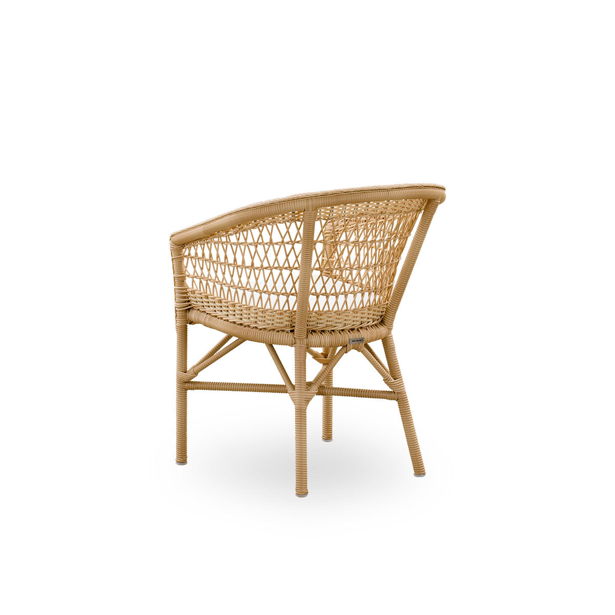 Plain back view of Emma outdoor dining chair in Natural color, inspired by British colonial style. Round backrest turns into armrest. Aluminum frame fully woven with ArtFibre.