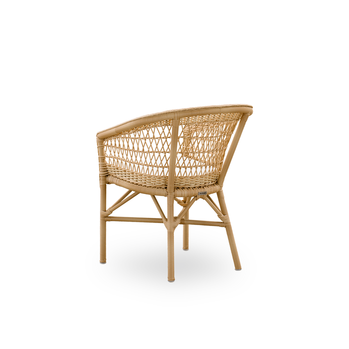 Plain back view of Emma outdoor dining chair in Natural color, inspired by British colonial style. Round backrest turns into armrest. Aluminum frame fully woven with ArtFibre.