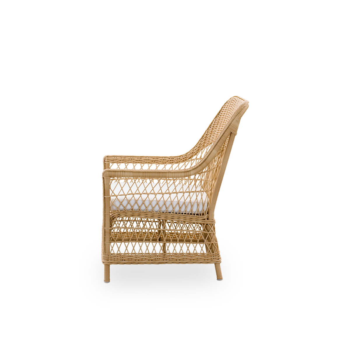 Plain side view of the Dawn outdoor lounge chair in natural color, inspired by British colonial style. Romantic lounge chair with armrest and a high backrest. Fully woven ArtFibre on hand-bent aluminum frame.