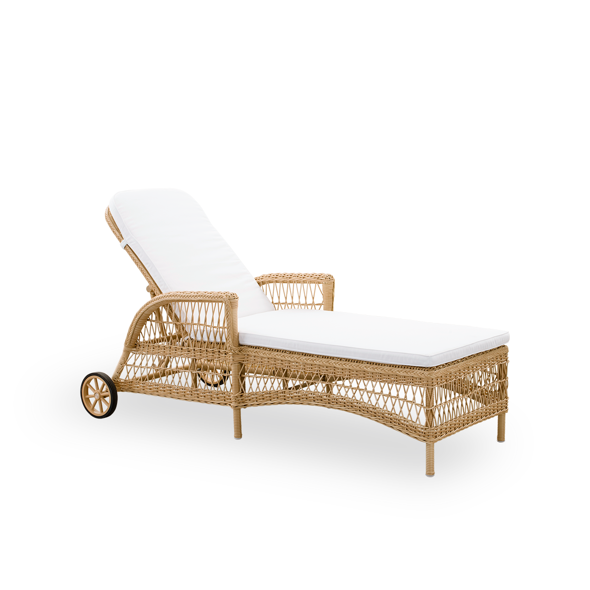 Side view of the Daisy sunbed in natural color. Fully woven sunbed with adjustable backrest and wheels, inspired by British colonial style. Aluminum frame woven with ArtFibre.
