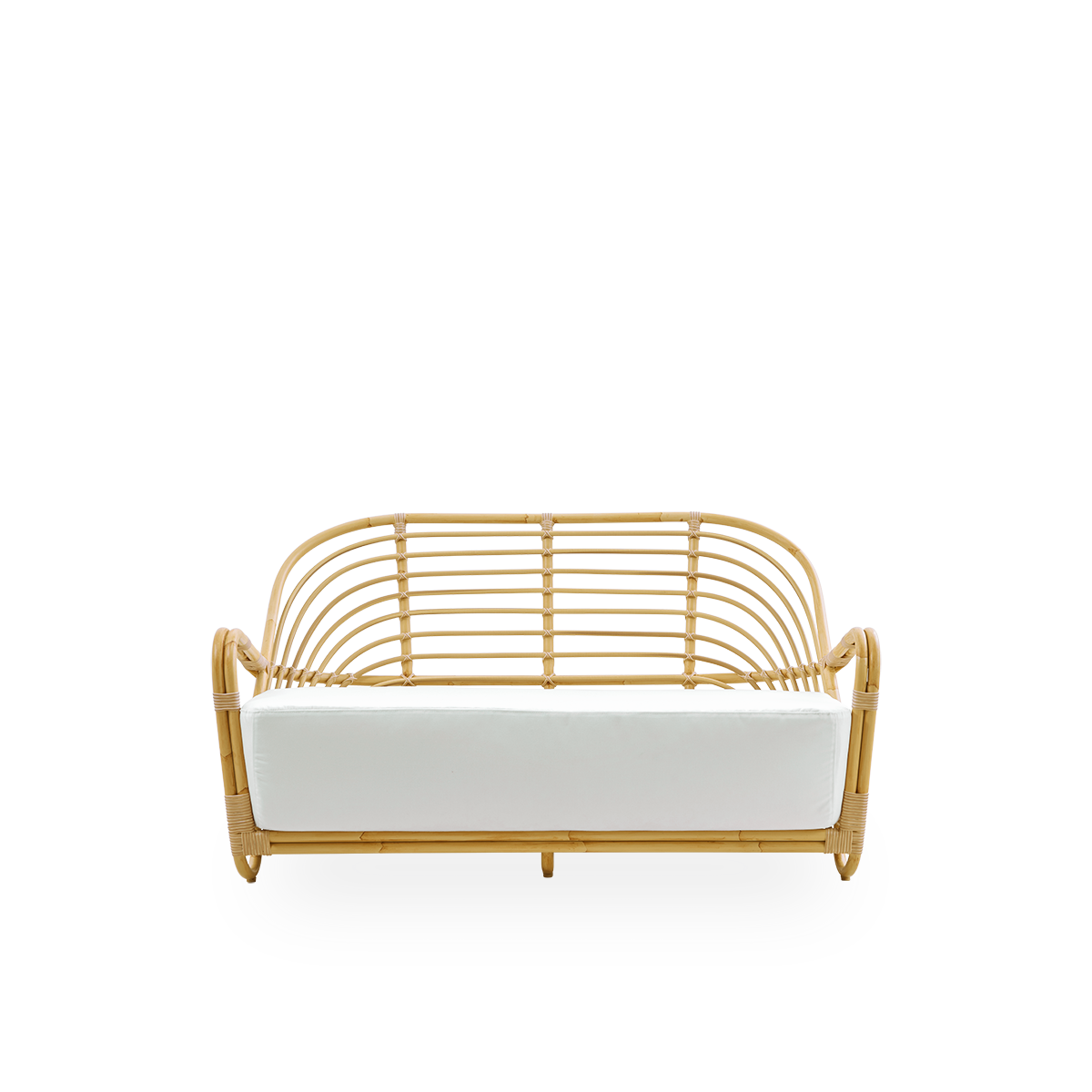 Front view of the Charlottenborg Exterior 2-seater sofa in rattan look, designed by Arne Jacobsen. The sofa features a curved back and armrests integrated into the base, handcrafted with an Alu-Rattan frame and woven ArtFibre details.
