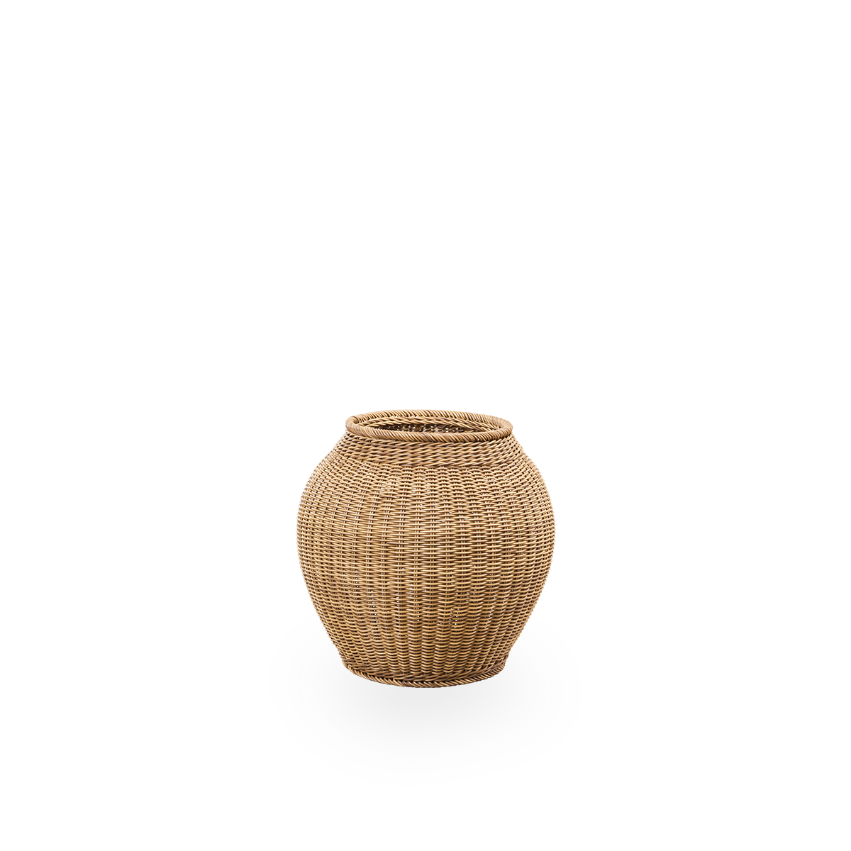 Ellis outdoor basket in Chestnut color, handwoven from 70% recycled and 30% new ArtFibre. Ø50 cm.