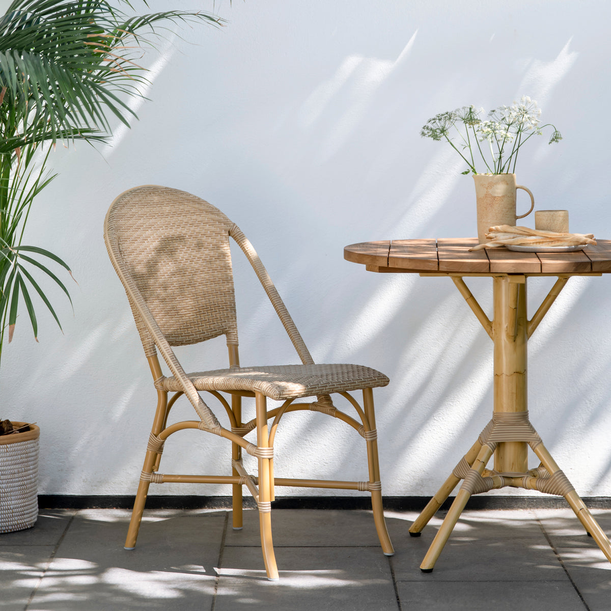 Alu Affaire - Sofie — custom color sample for Sika-Design furniture