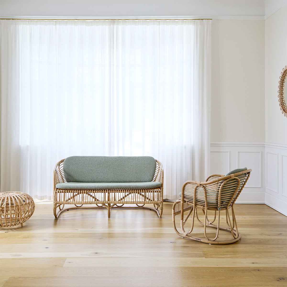 Swing Sofa