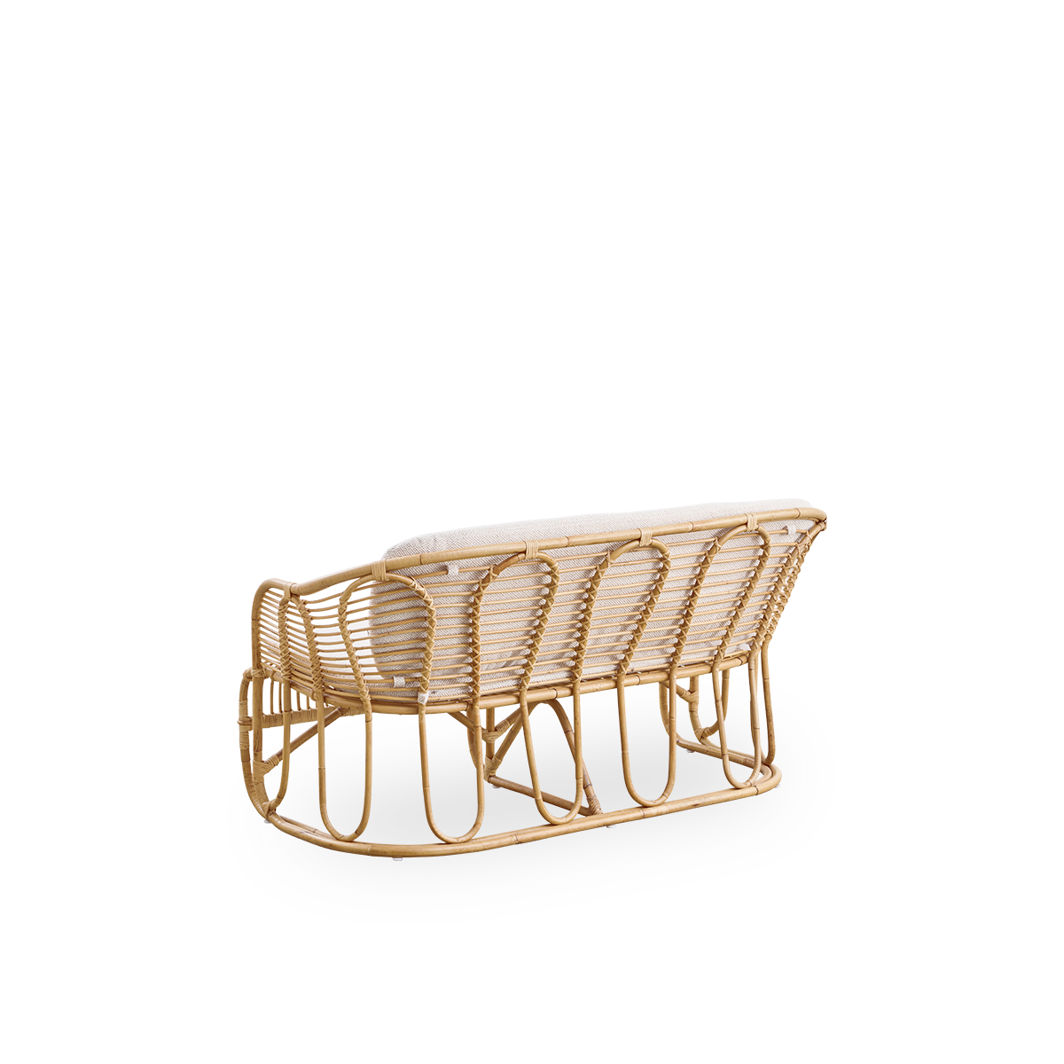 Back side view of the Swing 2-seater sofa designed by Tove Kindt-Larsen.
Handcrafted from high-quality Indonesian rattan and fitted with seat and back cushion.