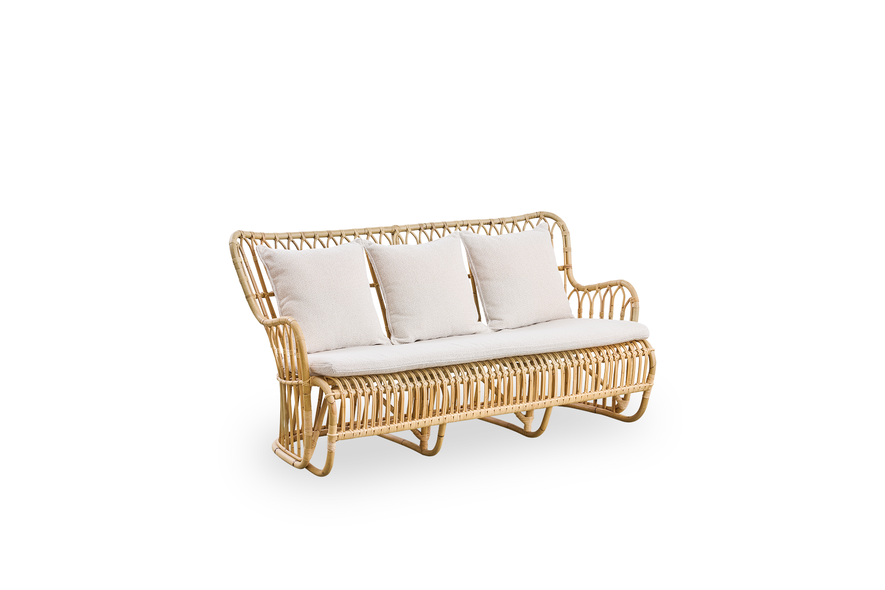 Side view of Tulip wicker sofa designed by Tove Kindt-Larsen, with soft organic lines. Handcrafted from high-quality Indonesian rattan