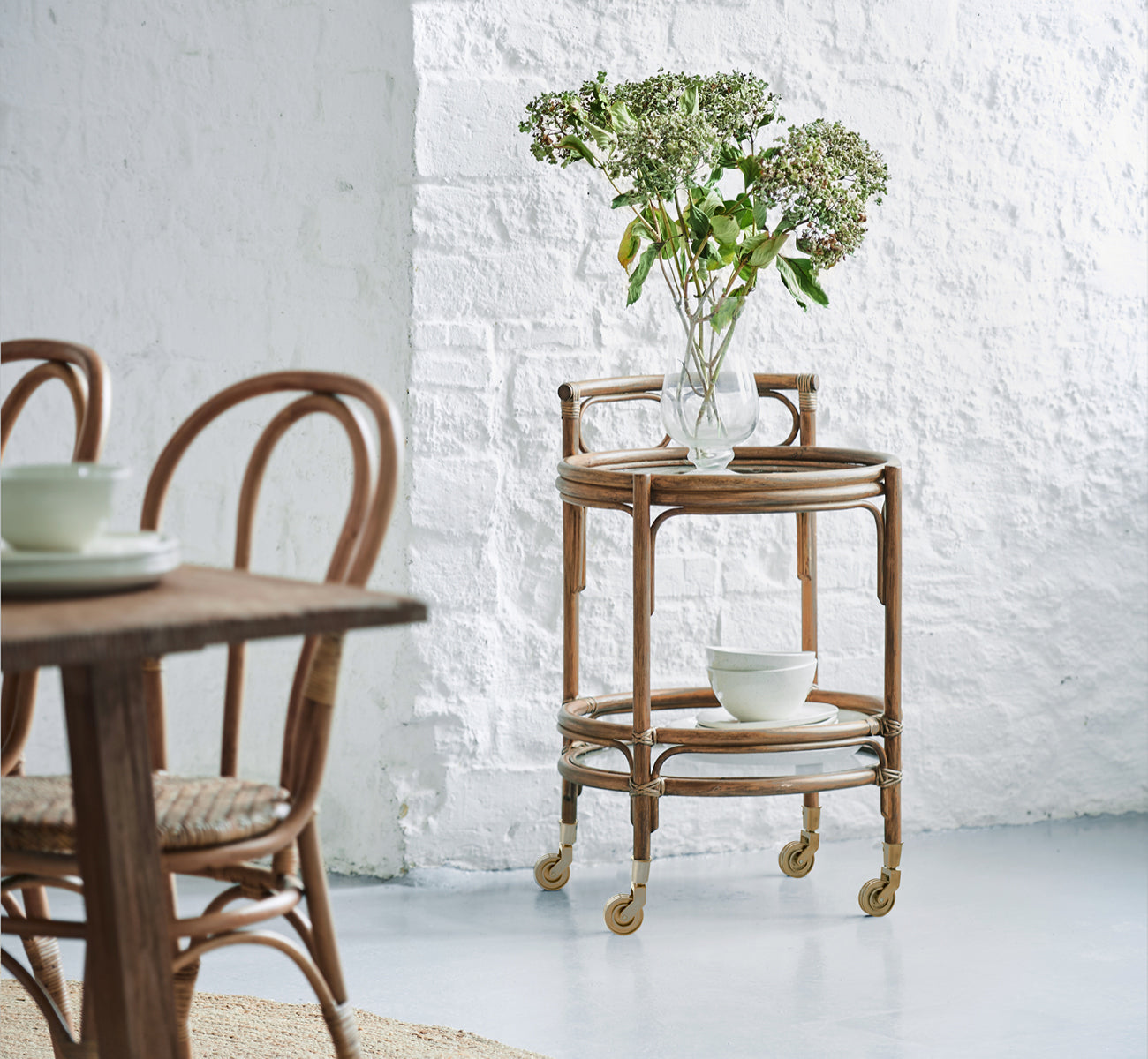 Round bar cart in rattan and wicker | Romeo Trolley