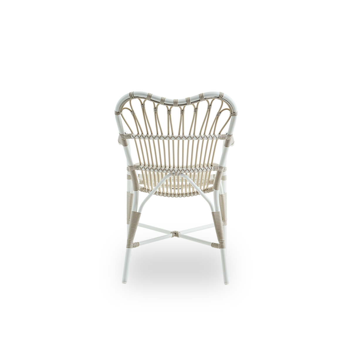 Plain back view of Margret outdoor dining chair with high wide backrest and curved armrests. Aluminium frame with ArtFibre windings in Dove White color.