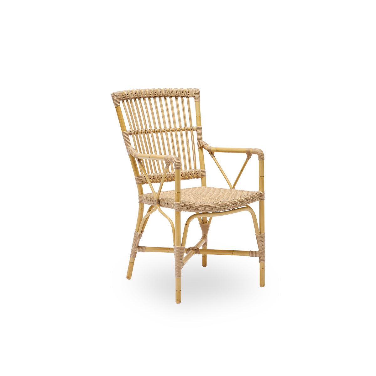 Side view of Piano outdoor armchair. Aluminium frame in natural rattan look with ArtFibre bindings. Elegant chair with high backrest and armrests. 