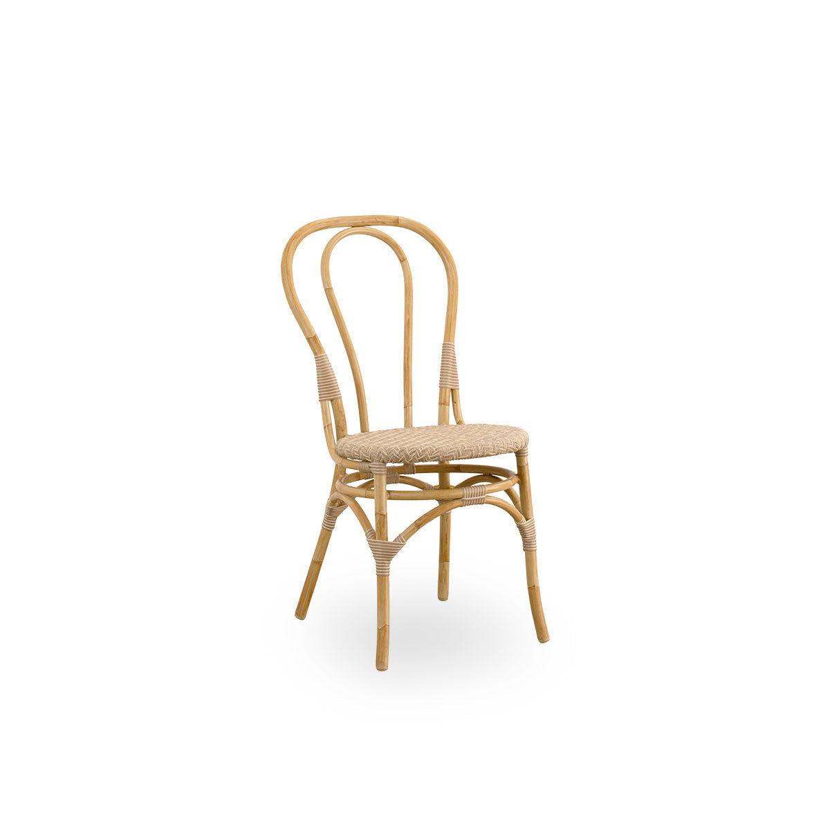 Side view of Lulu Exterior dining chair, A lightweight outdoor bistro chair with a round simple backrest presented with aluminium frame in handpainted rattan look with ArtFibre windings.