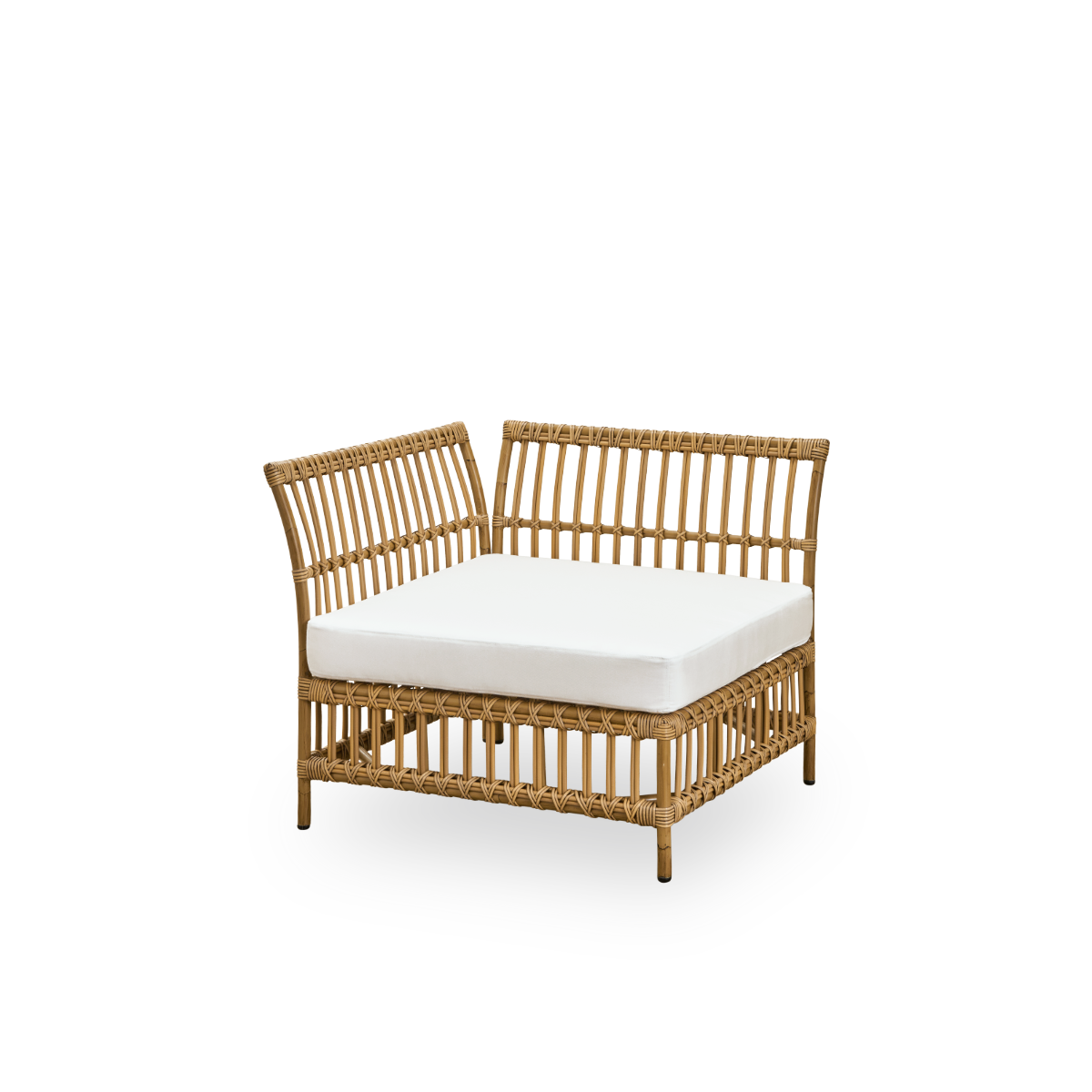 Side view of Maggie outdoor sofa corner module in Antique brown color presented with white seat and back cushion. Aluminium frame with handpainted rattan look with ArtFibre windings.