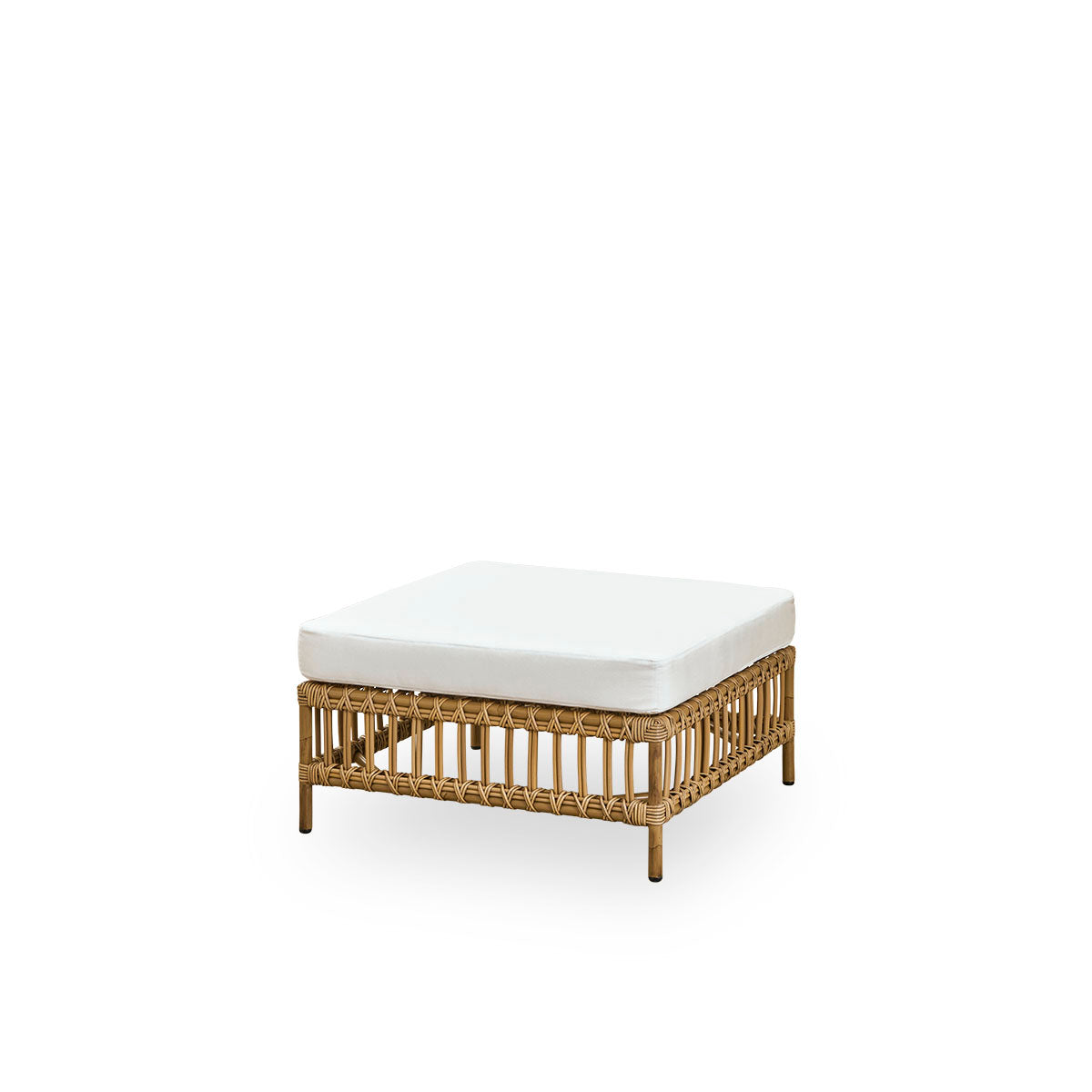 Side view of Maggie outdoor sofa pouf module in Antique brown color presented with glass top to be used as side table. Aluminium frame with handpainted rattan look with ArtFibre windings.