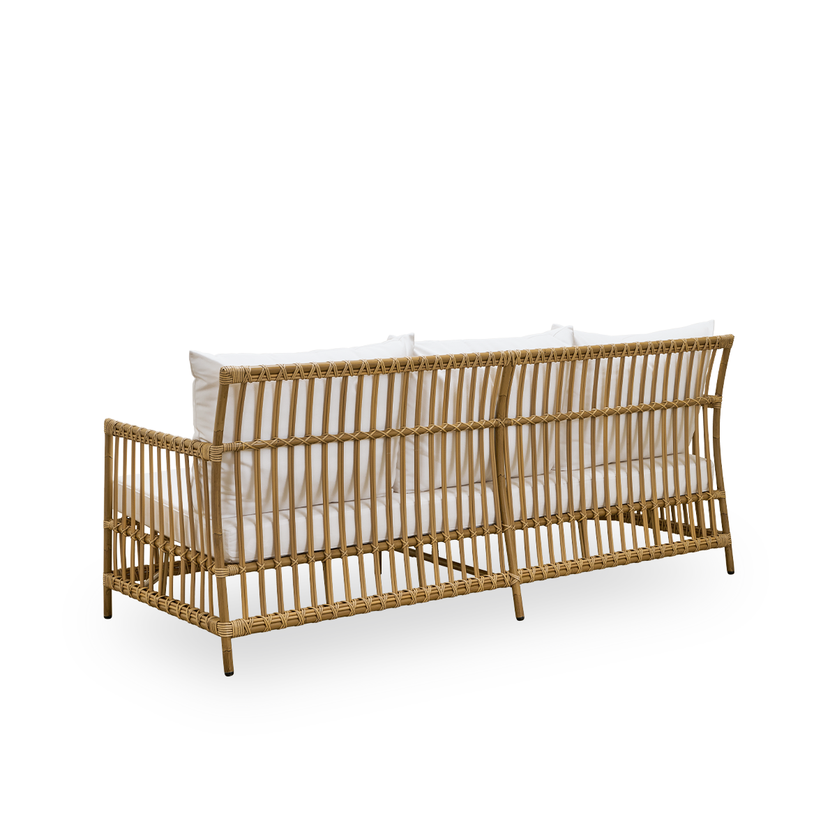 Plain back view of Caroline outdoor 3-seater sofa in Antique color, simple and elegant Danish design. Aluminium frame in rattan look with ArtFibre bindings.