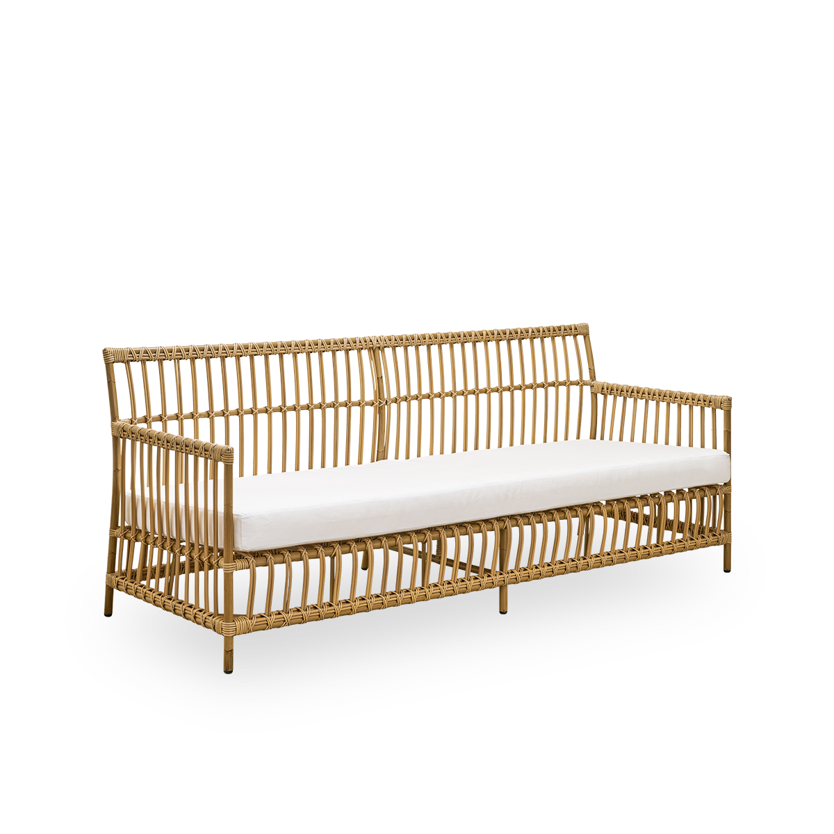 Side view of Caroline outdoor 3-seater sofa in Antique color, simple and elegant Danish design. Aluminium frame in rattan look with ArtFibre bindings.