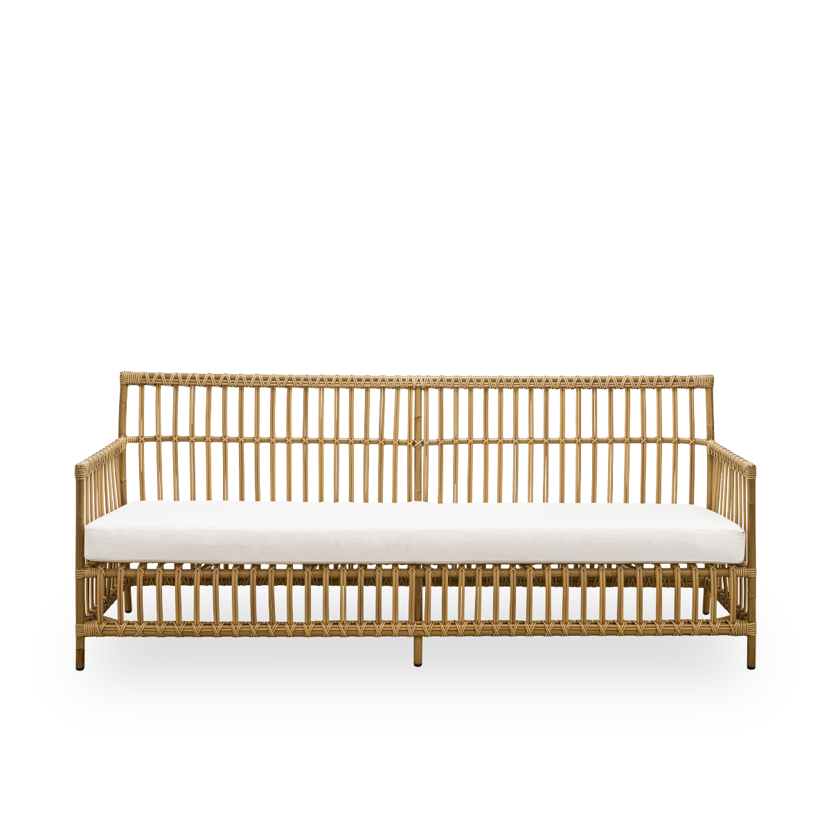 Front view of Caroline outdoor 3-seater sofa in Antique color, simple and elegant Danish design. Aluminium frame in rattan look with ArtFibre bindings.