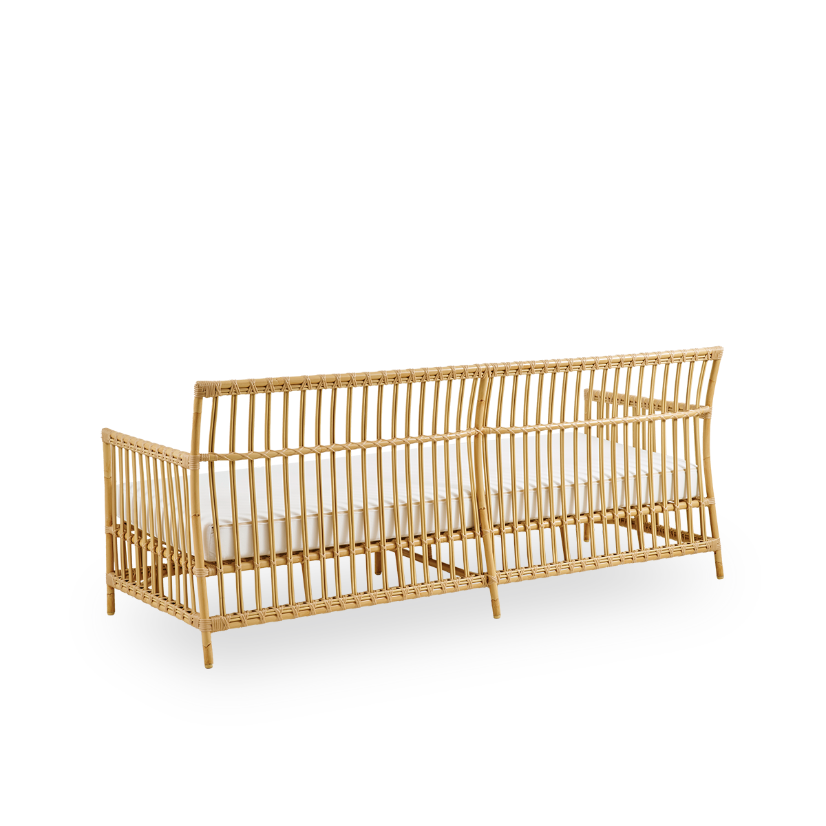 Plain back view of Caroline outdoor 3-seater sofa in Natural color, simple and elegant Danish design. Aluminium frame in rattan look with ArtFibre bindings.