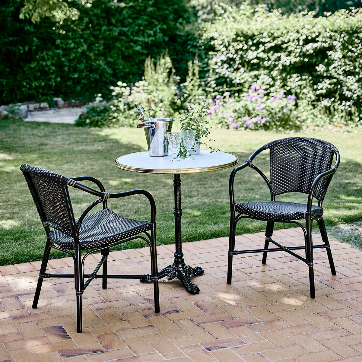 Lyon Café Table | Versalite Marble